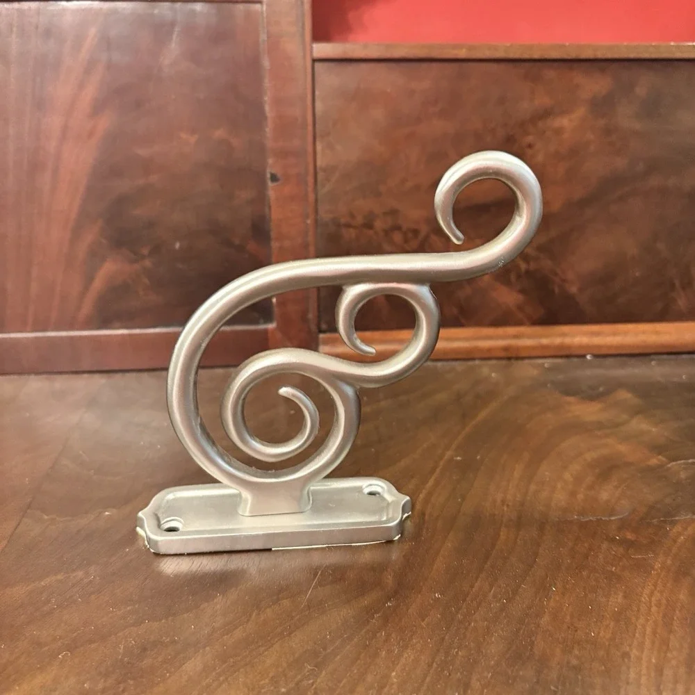 Set of 6 Pottery Barn Swirl Curtain Holdbacks Drapery Window Treatment Hardware